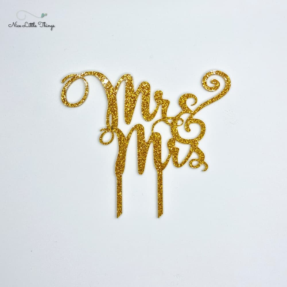 cake topper