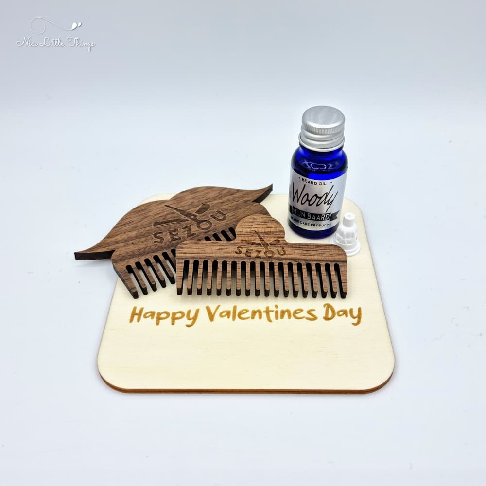 Beard combs