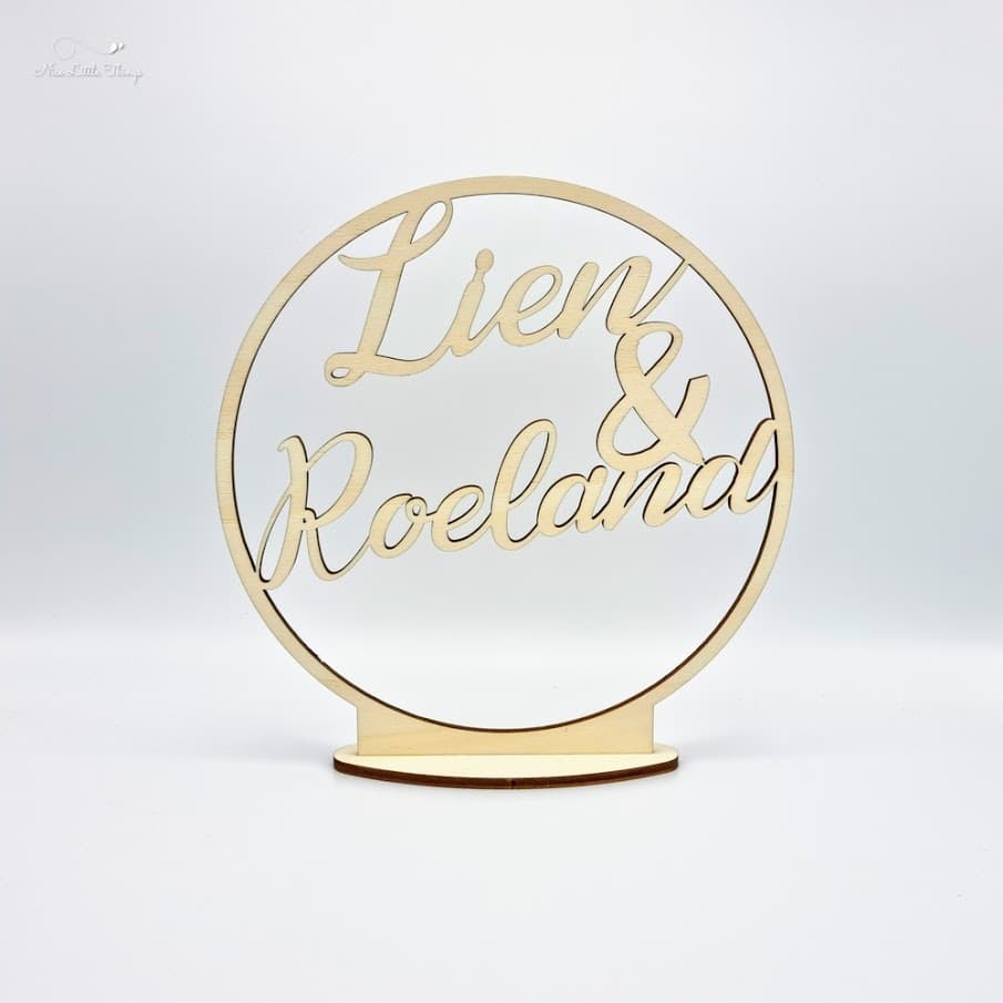 Personalised name circle